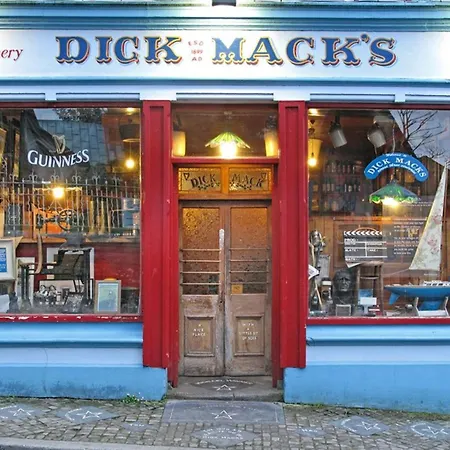 Atlantic View منزل للإقامة كاهيرسيفين